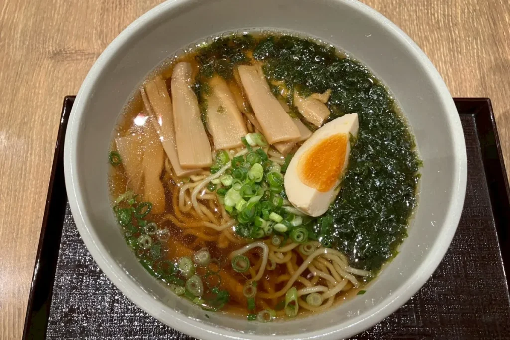 夜鳴きそば」はドーミーインで深夜に食べられるシンプルなラーメン