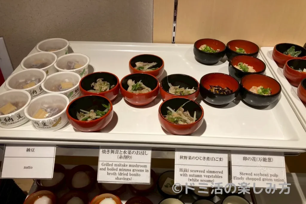 小鉢(納豆、お浸し、ひじき煮、卯の花)