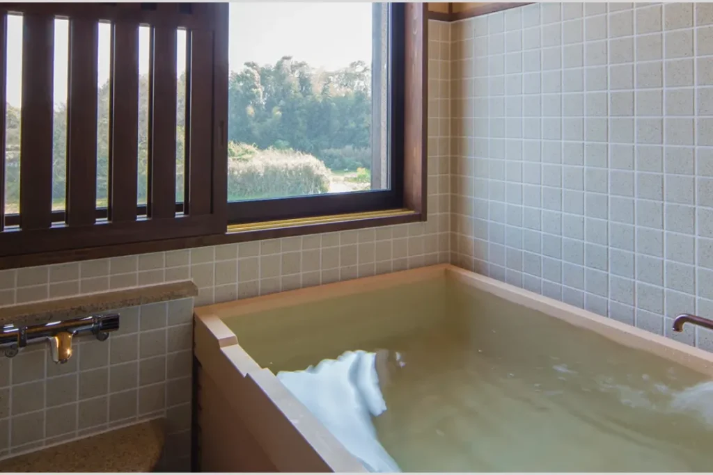 いにしえの宿 佳雲の客室内にあるお風呂の画像