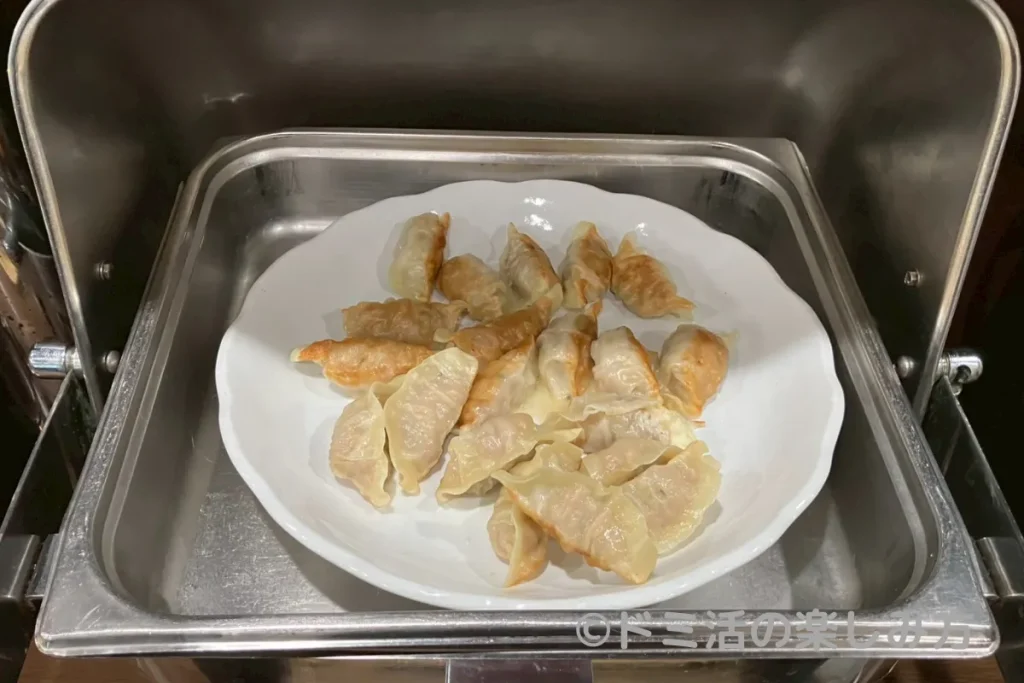 ホテル ルートインの朝食バイキングの餃子