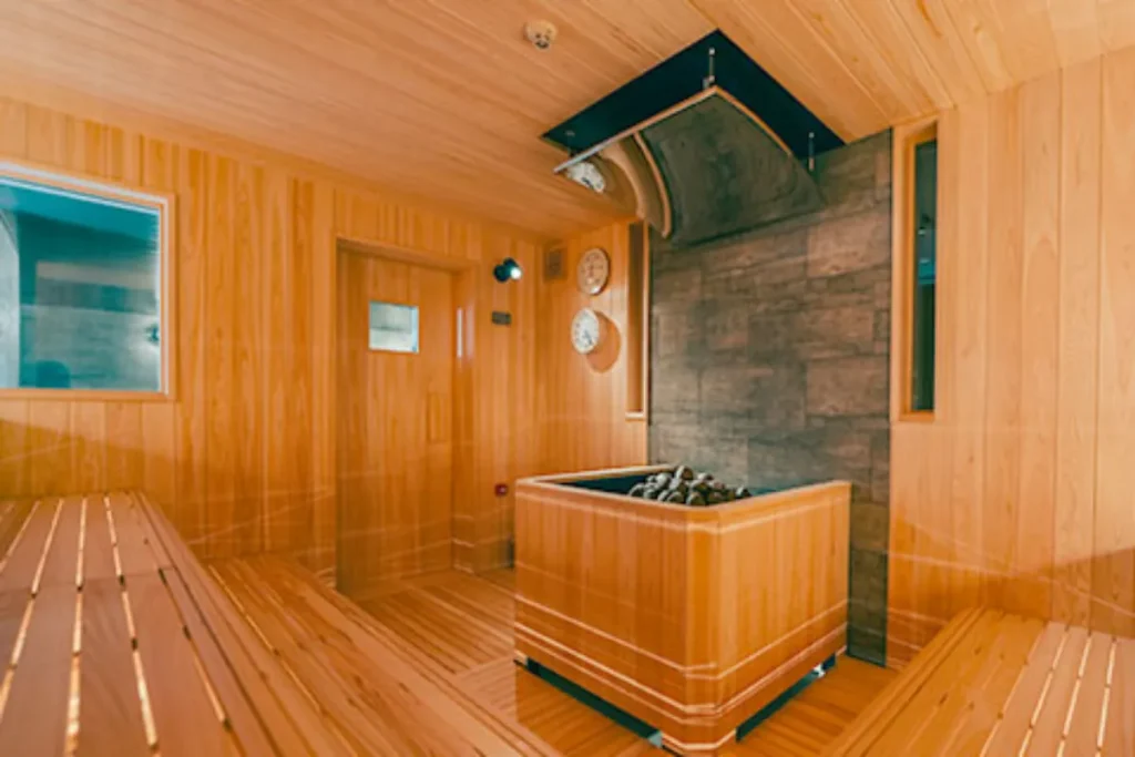 3S hotel hiratsukaのサウナ室の写真