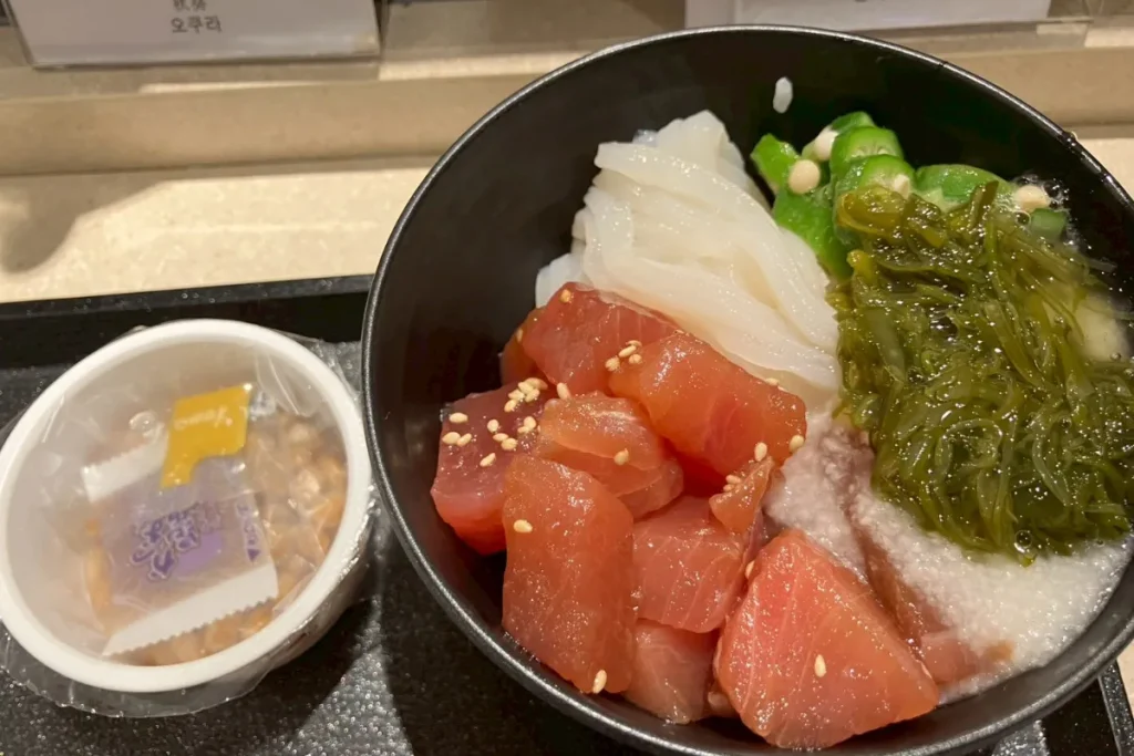 香梅の湯 ドーミーイン水戸の海鮮丼（ねばねば丼）