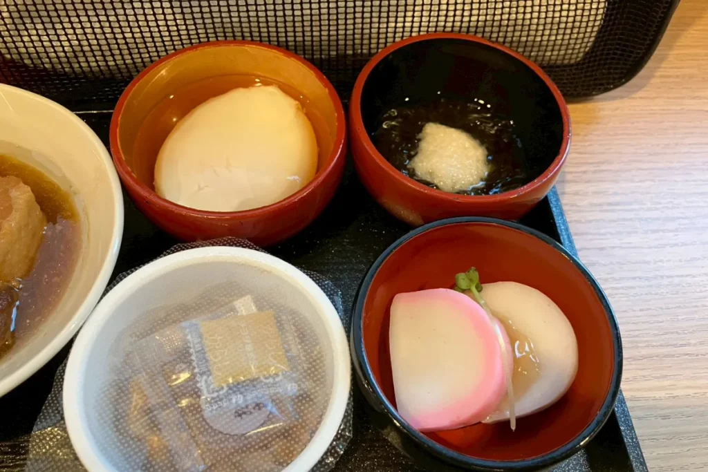 ドーミーイン上野・御徒町の朝食で食べた小鉢