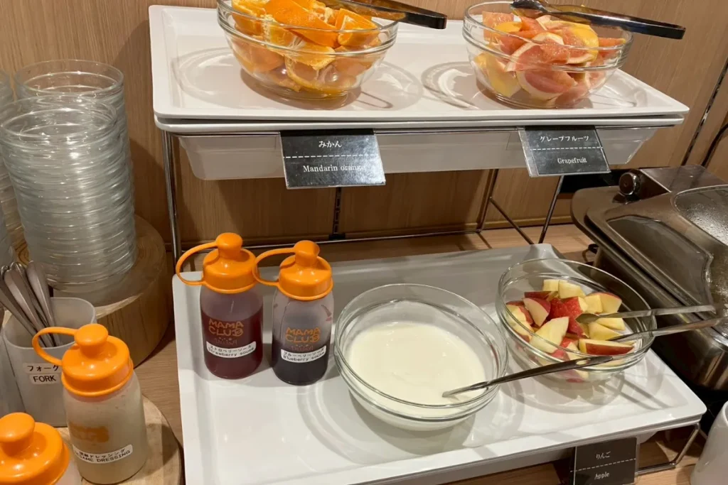 ドーミーイン上野・御徒町の朝食のフルーツ