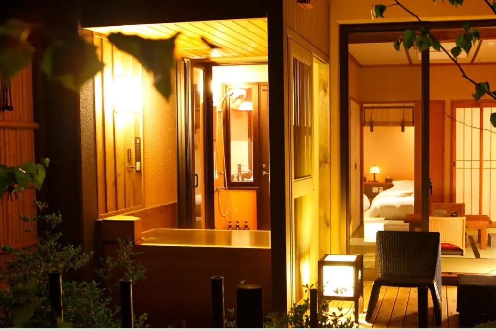 【徹底比較】草津温泉 「お宿 木の葉」と「湯宿 季の庭」の3つの違い