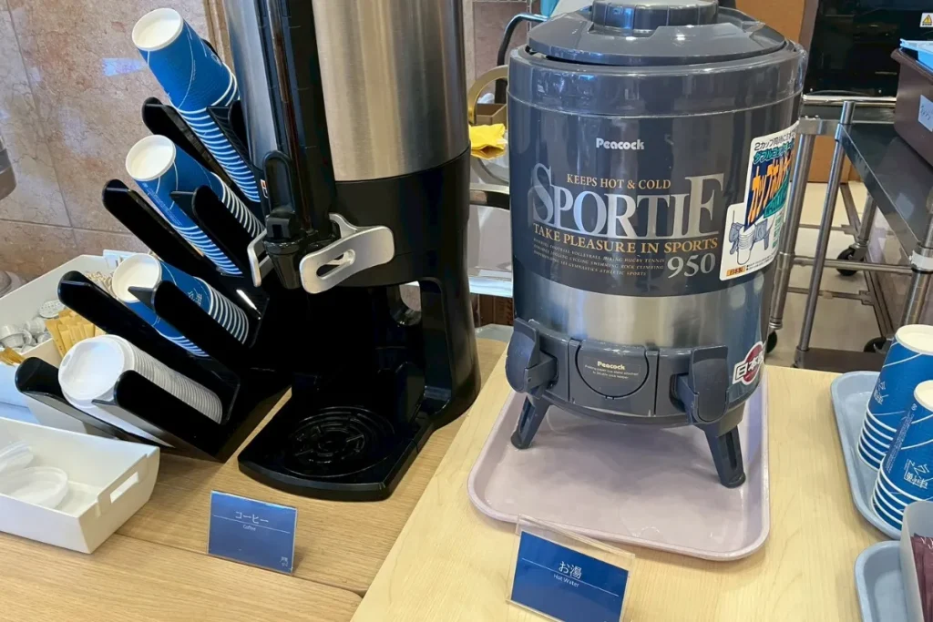 東横インの朝食バイキングのコーヒー