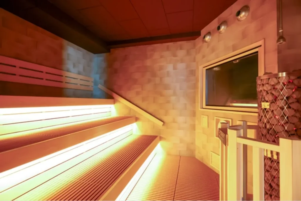 ドーミーイン四日市のサウナ室
