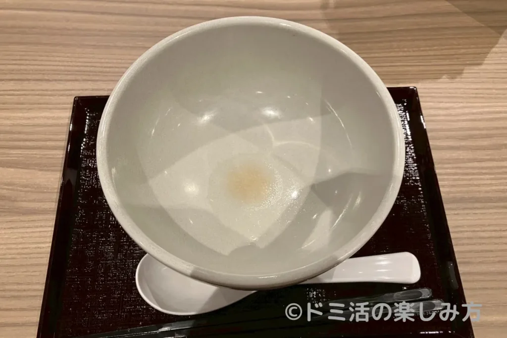 ドーミーイン四日市の夜鳴きそばを完食した後の空の器