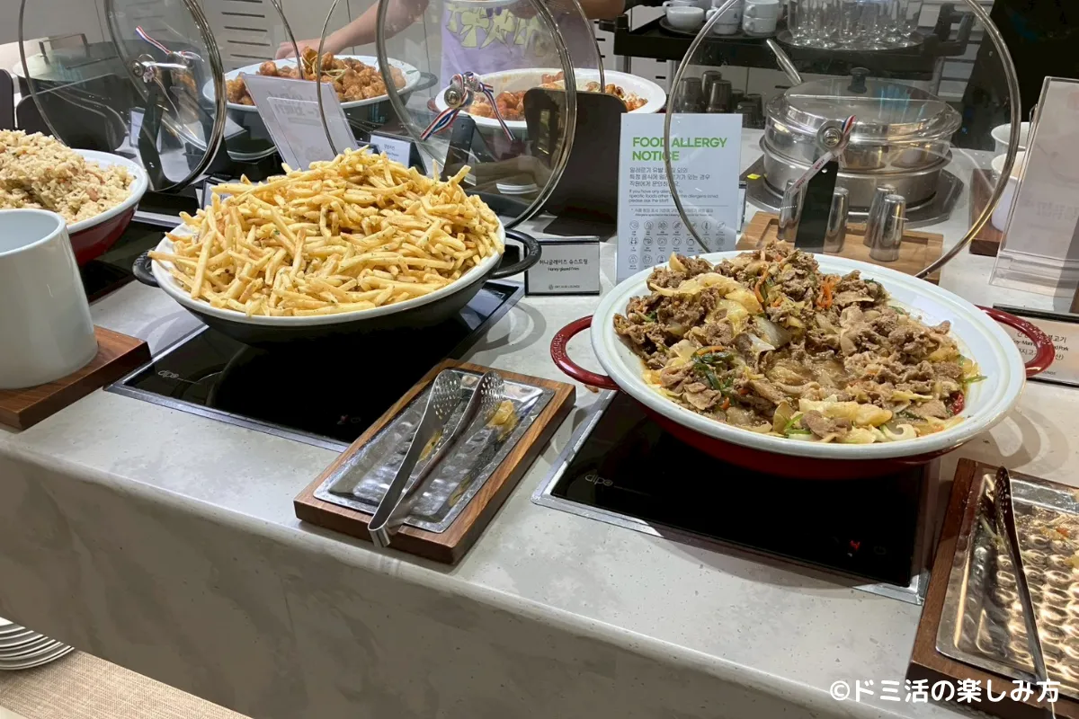仁川国際空港T2のSKY HUB LOUNGE（スカイハブラウンジ）の牛肉のプルコギの写真