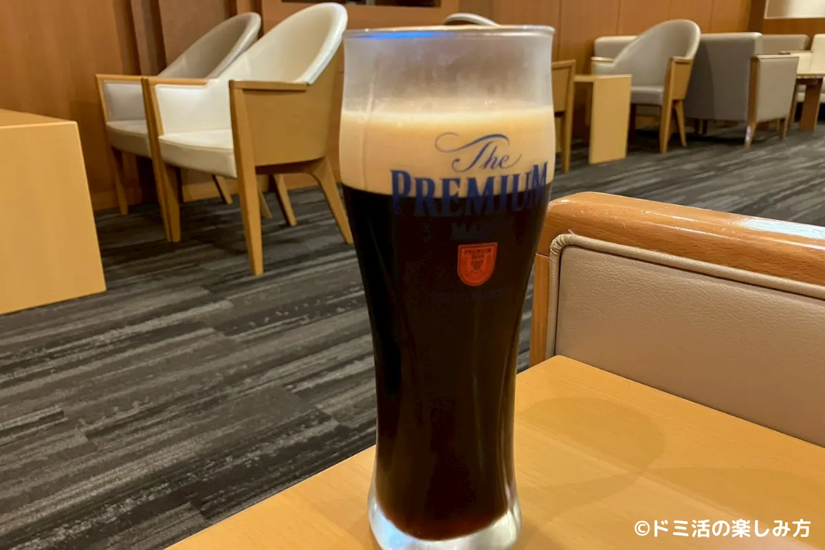 中部国際空港のKALラウンジで飲んだ黒のザ・プレミアム・モルツの写真