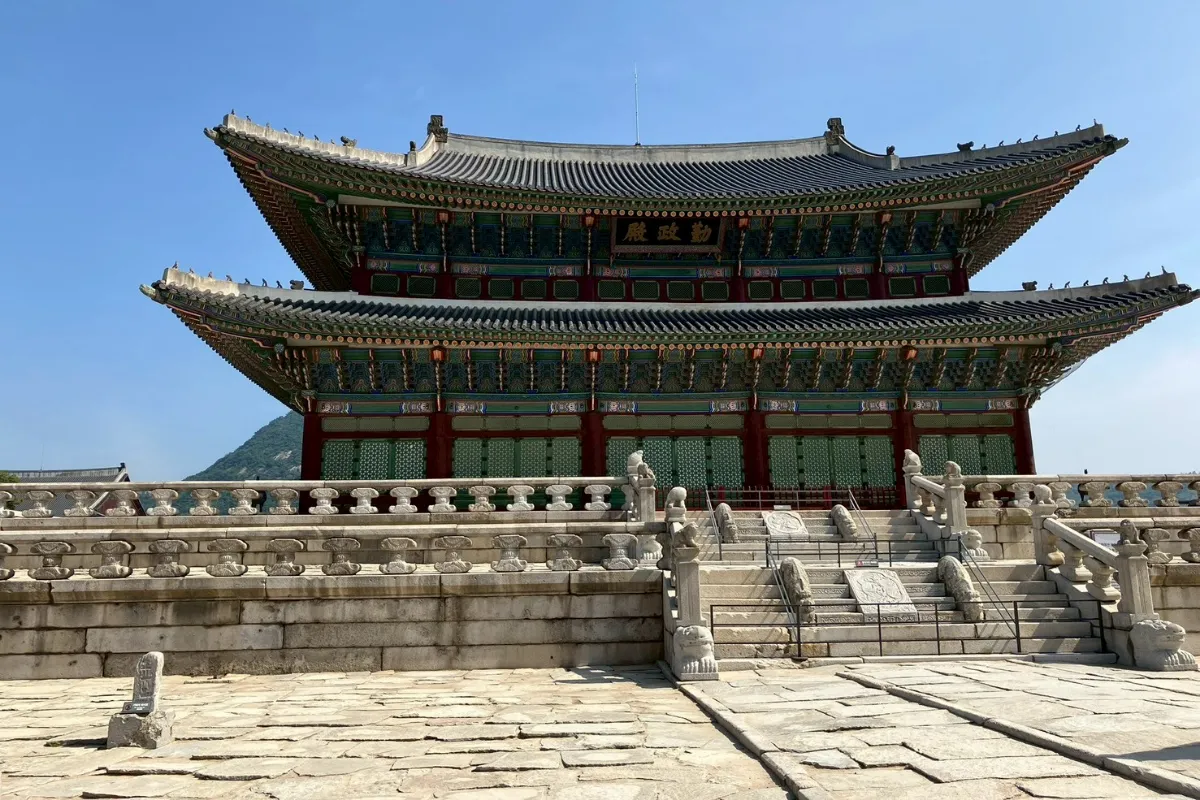仁寺洞の近くにある景福宮（キョンボックン）の写真