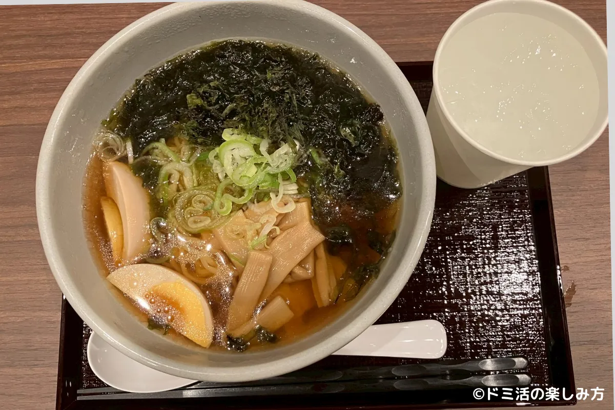 ドーミーイン千歳で食べた具だけ大盛りの夜鳴きそばの写真